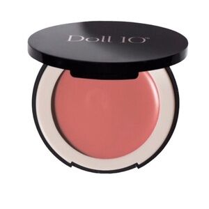 DOLL 10 dream whip multitasking blush & highlight soufflé With Compact mirror